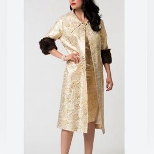 Barbie x Unique Vintage Evening splendor brocade coat